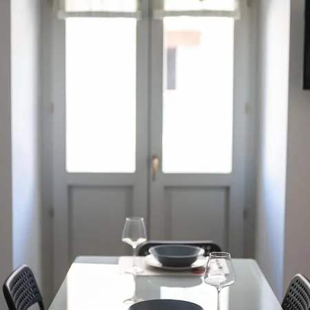 Апартаменты Aurora Retreat, La Tua Base Per Esplorare *